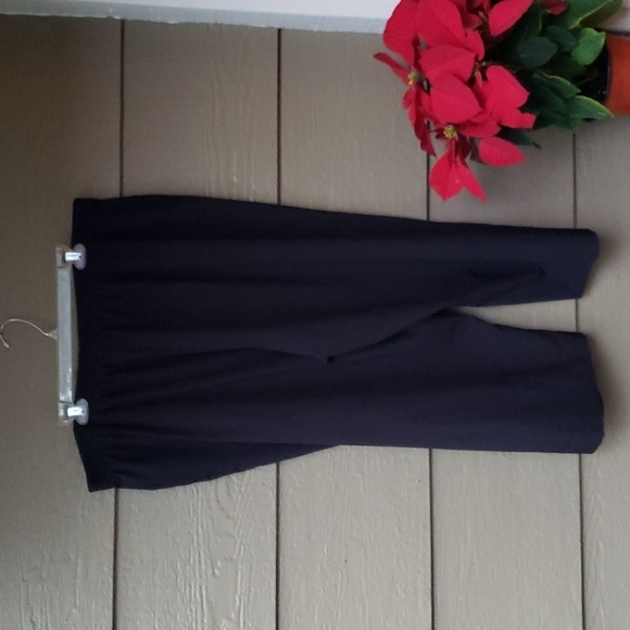 ALFRED DUNNER Plus Size 22W Black Capri Flower accent - Picture 4 of 4